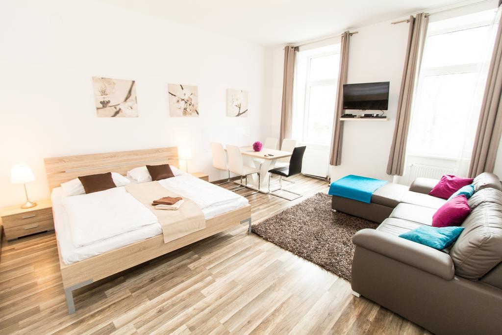 Apartment Diefenbachgasse Vienna Room photo